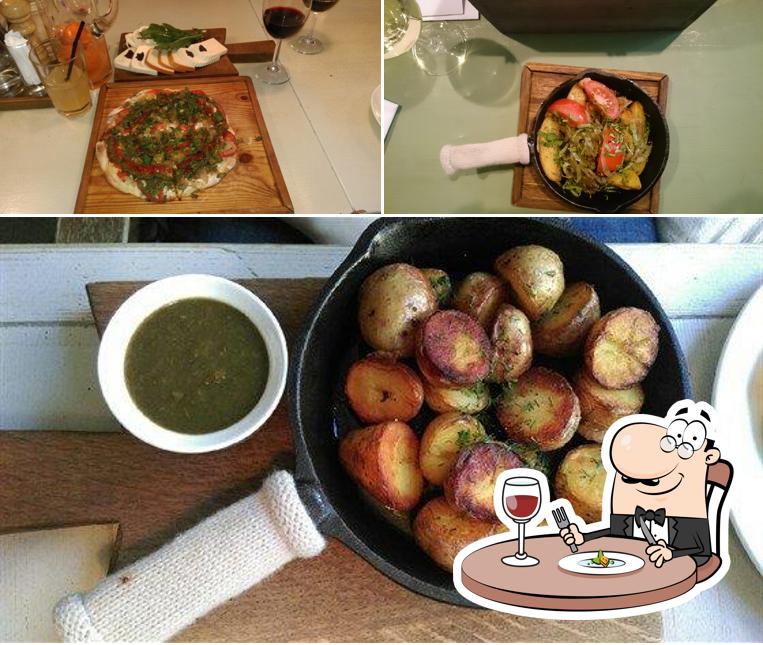 Блюда в "Хачапури Тверская"