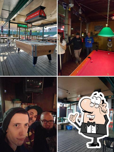 Lola's Pub & Grub