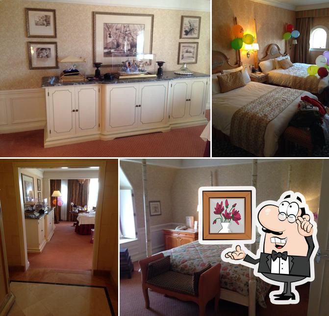 Castle Club Lounge