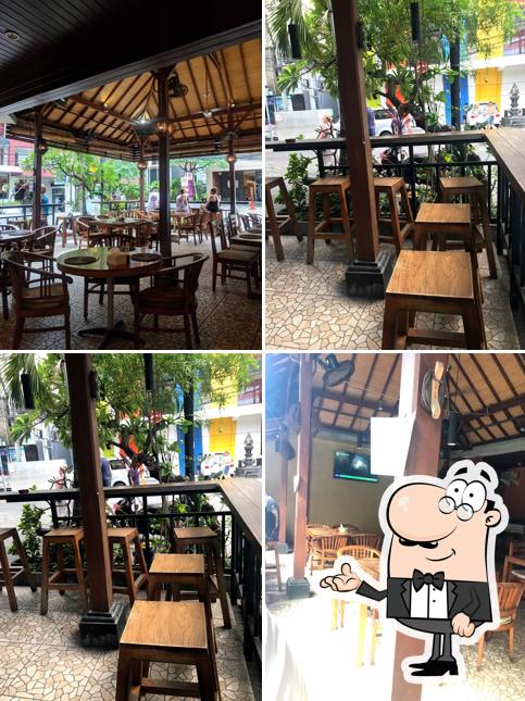 Corner Bar Restaurant