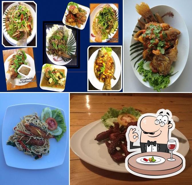 ร้านอาหารบ้านนายสถานี
