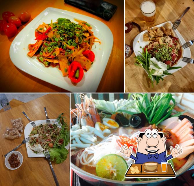 Solae Restaurant, That Phanom Town: Thai food, Thai beer, & Thai live music !