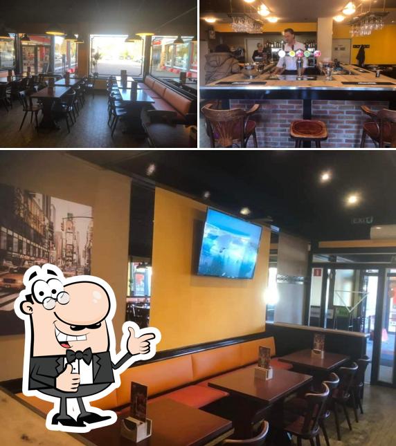 Tony's Bar & Grill