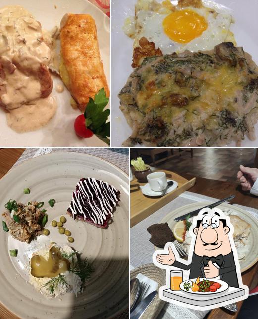 Еда в "Ресторане "Русскае Деревне""