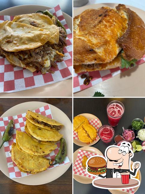 Los Pintaditos, Tacos Rojos