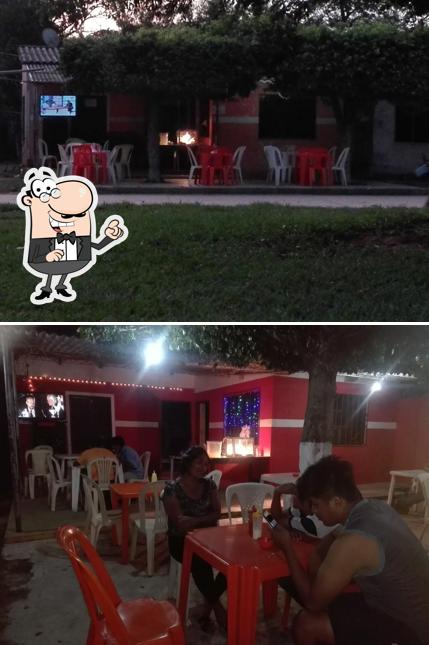 Pollos Lucy