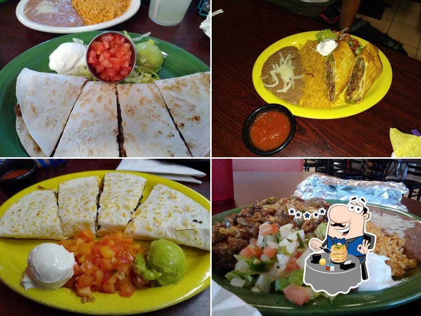 Reyna’s Café Mexican Grill