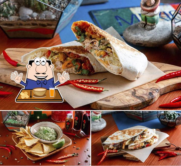 Блюда в "Бросе Бурритос на Гороховой"