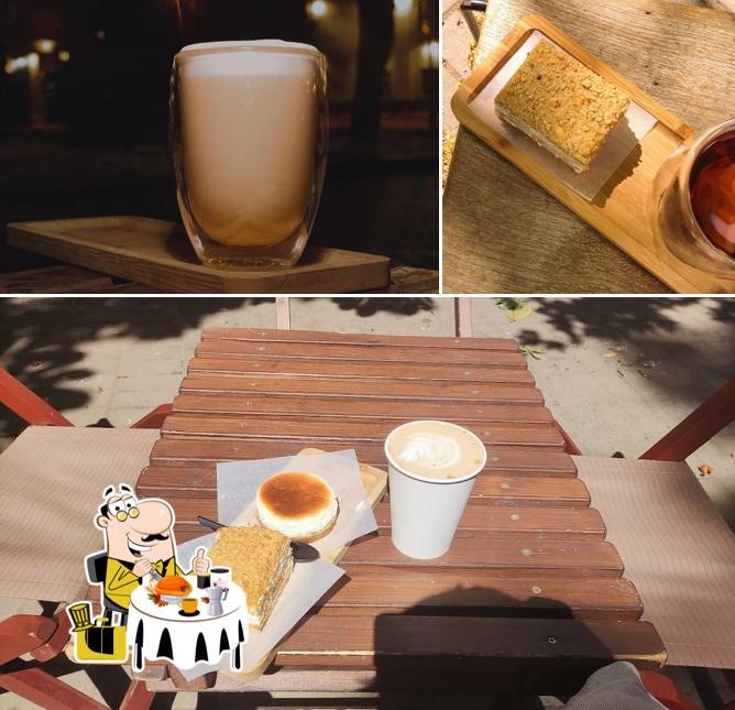 Еда в "SUPER MEDOVIKI"