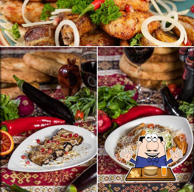 Еда в "Золотой Короне"