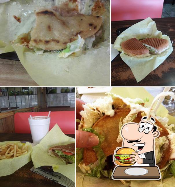 Rebecca's Juice Bar Y Cenaduria