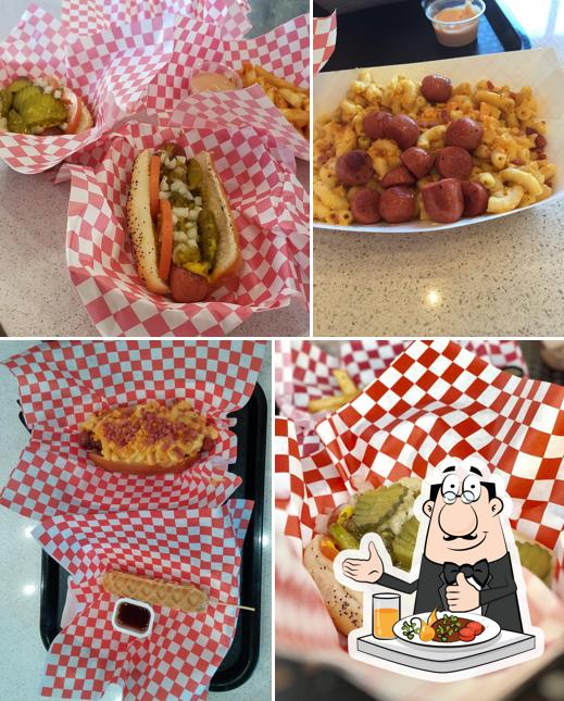 Mugsy Dogs - Gilbert