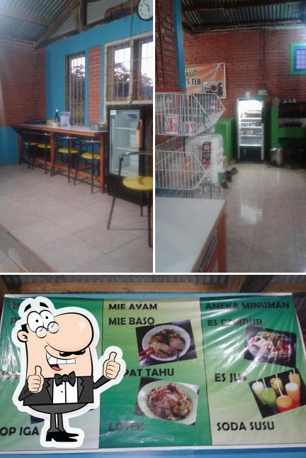 Rumah Makan Finza 2