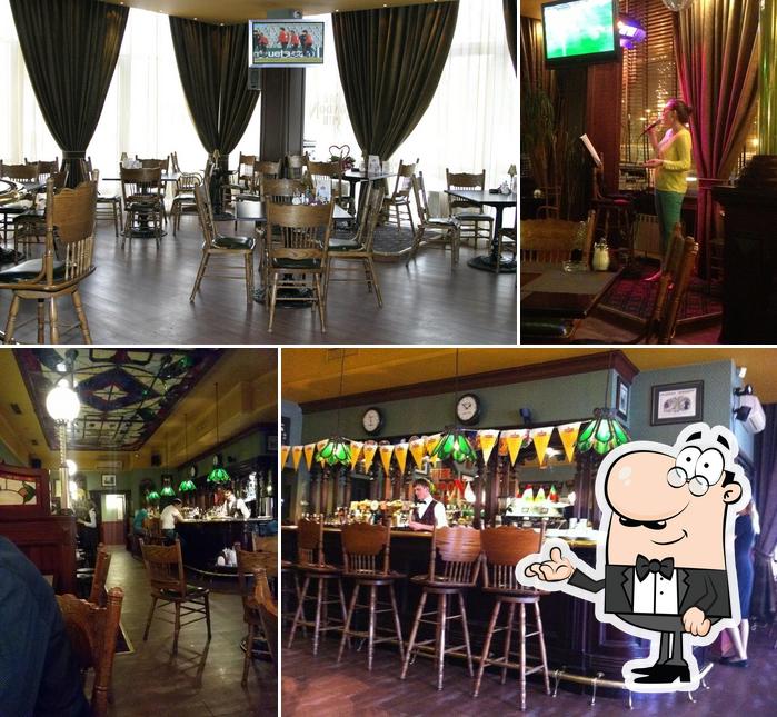 The London Pub