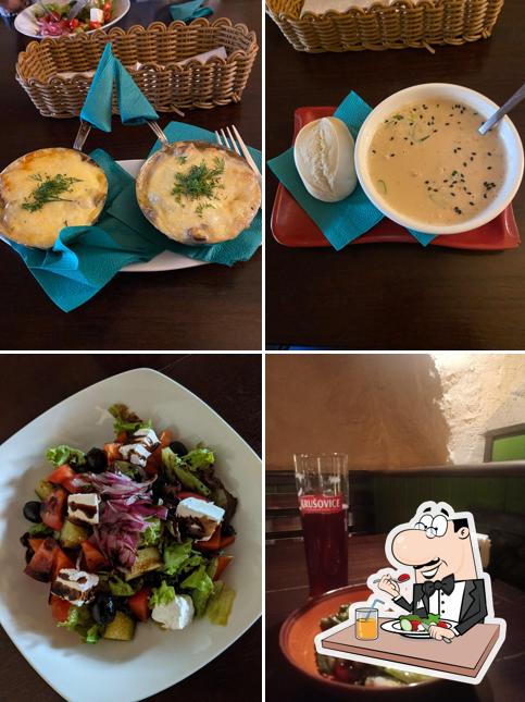 Еда в "Сеновале"