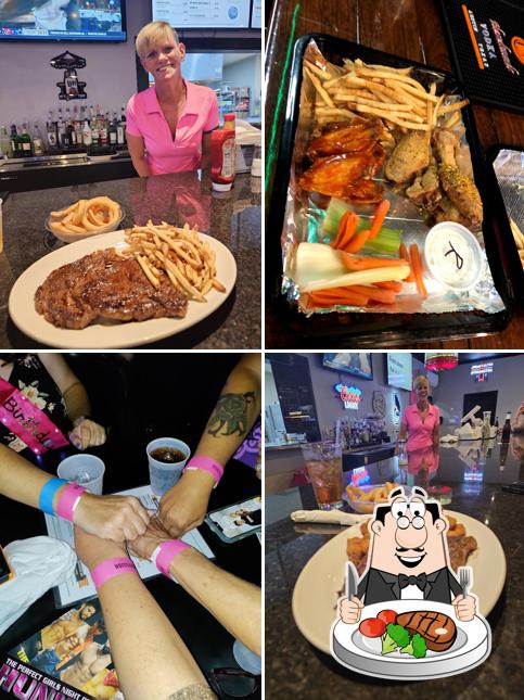 Mr. E' s Sports Bar and Grill