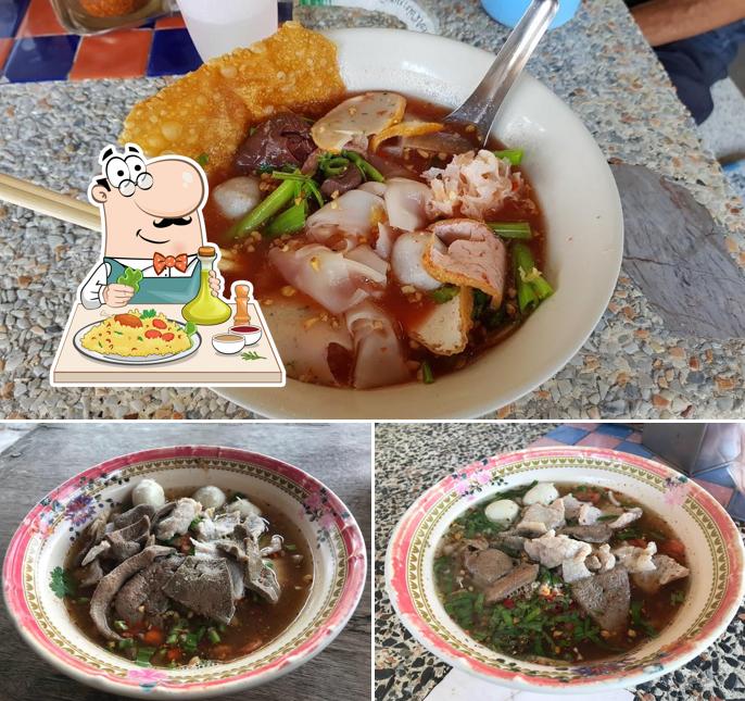 ก๋วยเตี๋ยวป้าลี