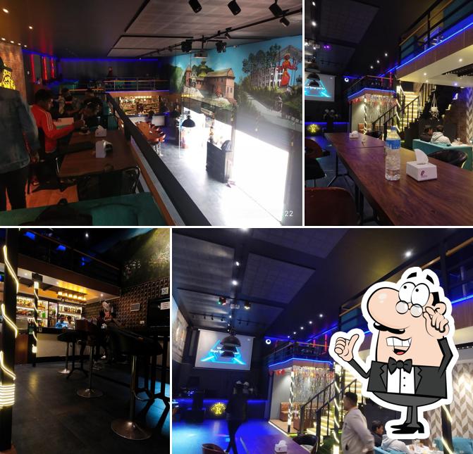 Royal Lounge Bar