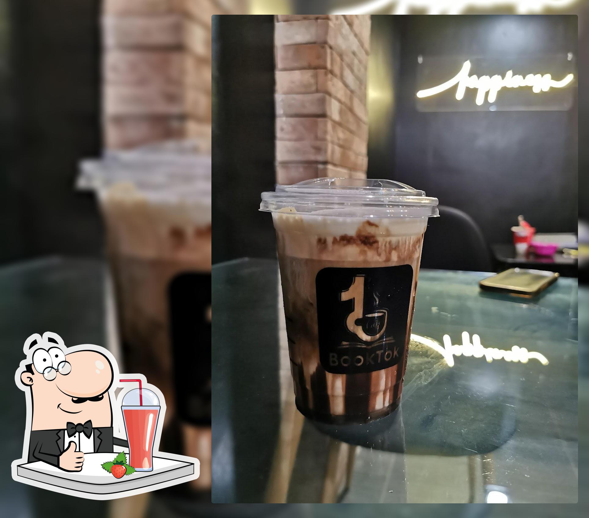 Cafe Booktok