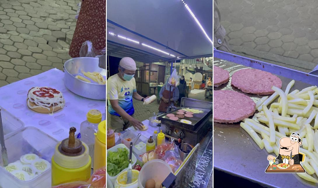 BUFF Burger บัฟ เบอร์เกอร์ ตลาดเก่า หน้าซอย 10