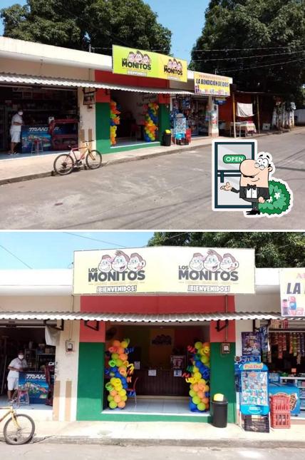 Los Monitos