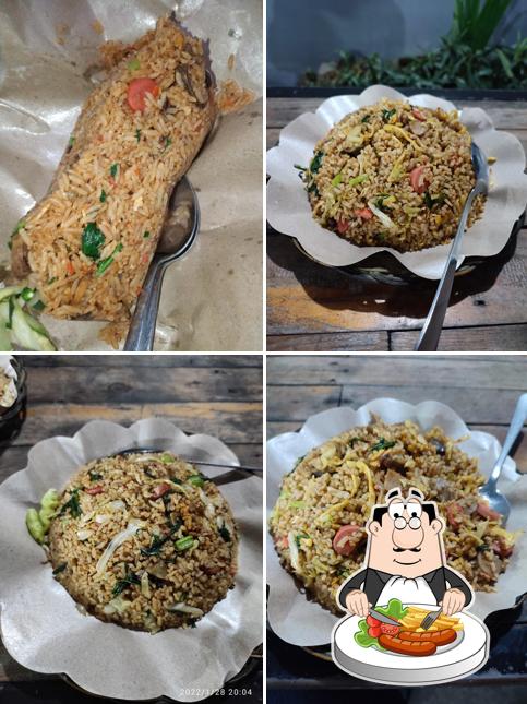 Nasi Goreng Dhemit