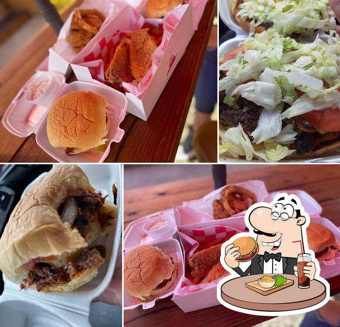 Willie's BBQ & Burgers