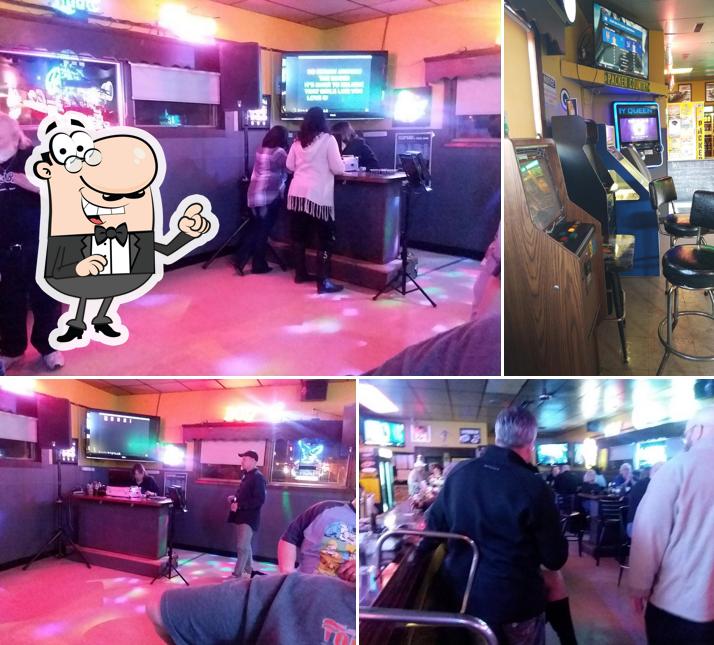 Bird's Bar