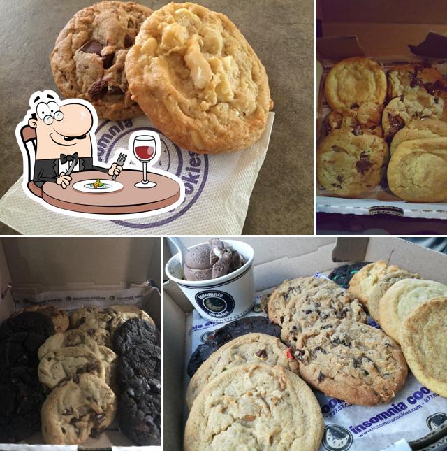 Insomnia Cookies