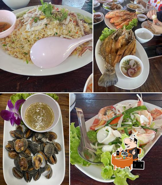 ร้านอาหาร ฅนคุ้นเคย