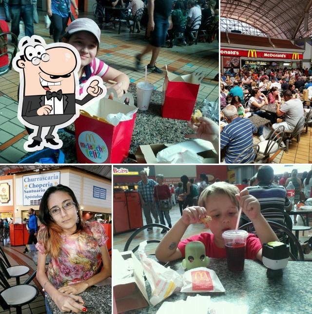 Praça de alimentação