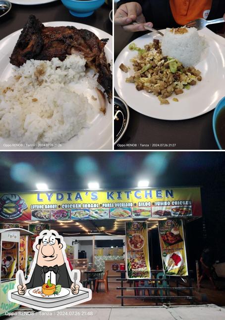 LYDIA'S KITCHEN