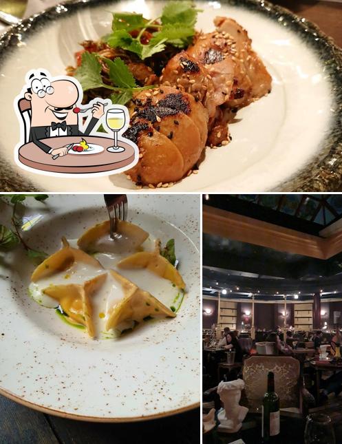 Еда в "Квартире Кости Кройце"