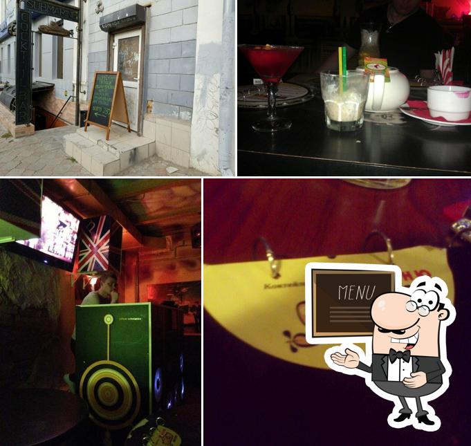 Обратите внимание на меню, представленное на меловой доске