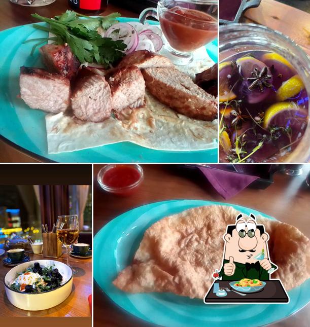 Еда в "Шафран lounge cafe"