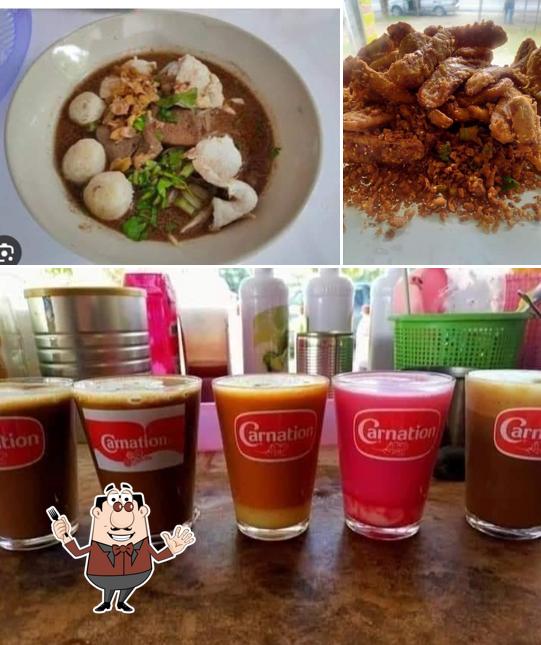 ร้านก๋วยเตี๋ยวน้องญูริ
