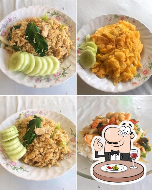 ร้านนัช-นภา อาหารตามสั่ง