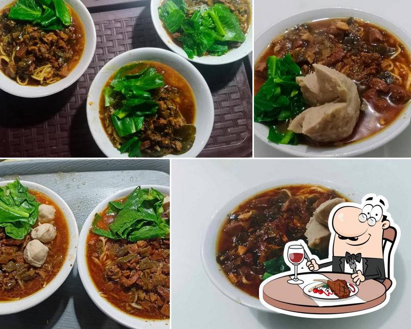 BAKSO Mie Ayam Mercon Raja rasa