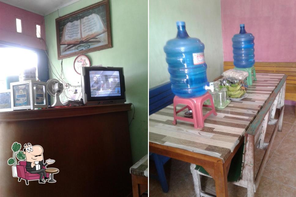 RUMAH MAKAN / AMPERA SIMPANG ANGGREK