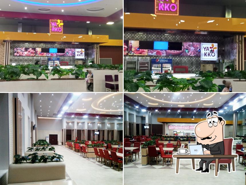 "YAKKO" Fast Food Restaurant