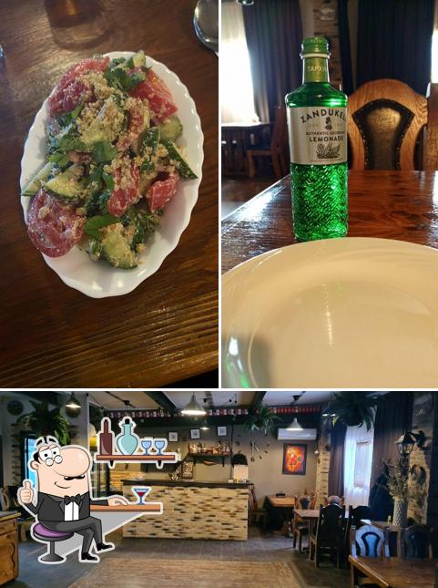 Забронируйте столик в "Хинкальная"