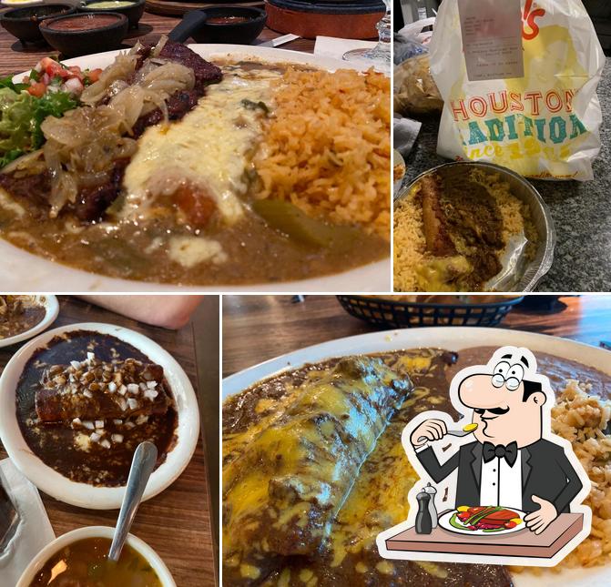 Molina's Cantina