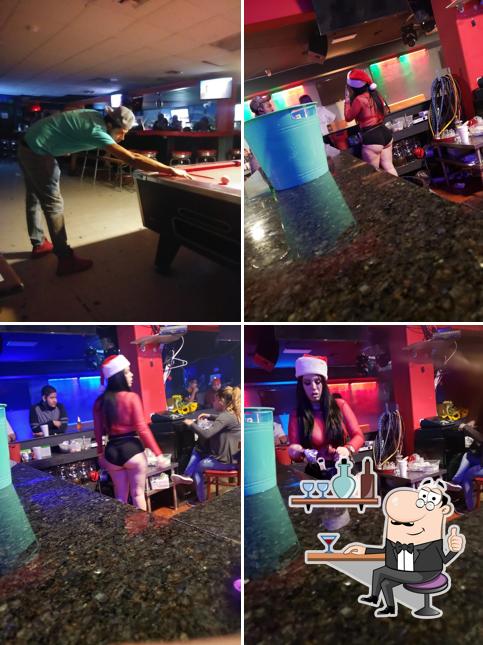 El Brindis Bar