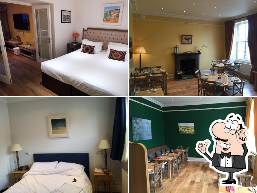 The Buccleuch & Queensberry Arms Hotel