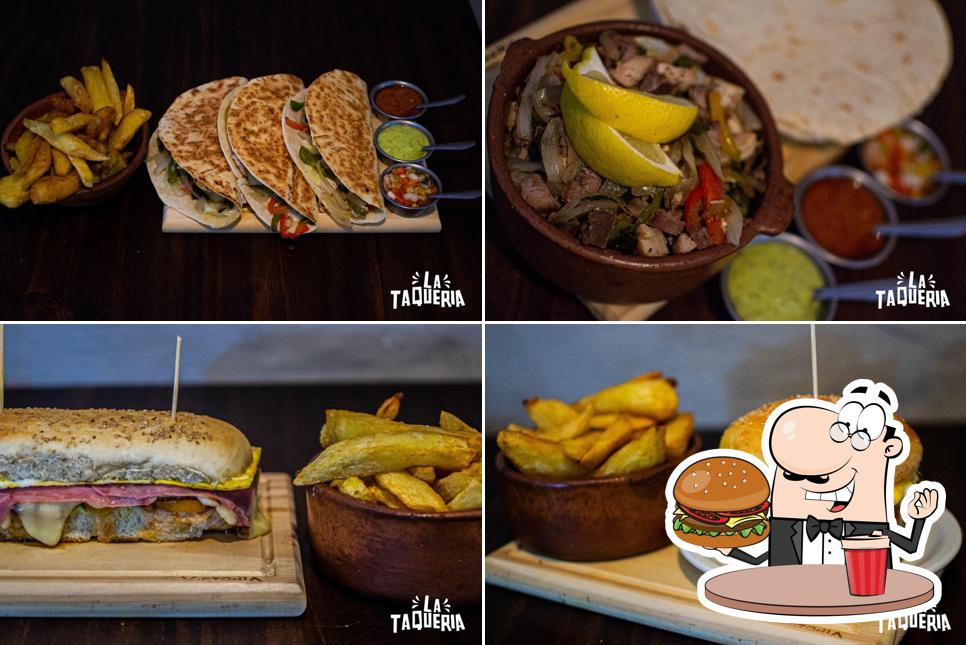 PINCHES TACOS