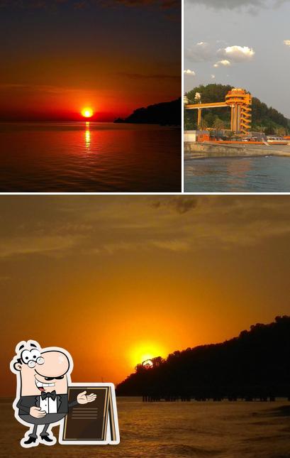 Пляж оздоровительного комплекса Дагомыс