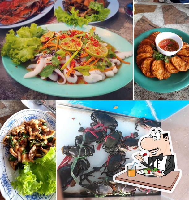 ครัวเจ๊มัณเรือรบ