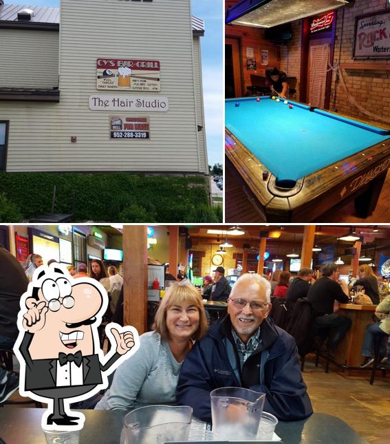 Cy's Bar and Grill