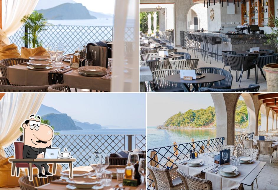 Mogren 2 Beach Bar & Restaurant