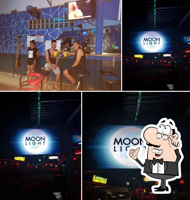 Moonlight Bar